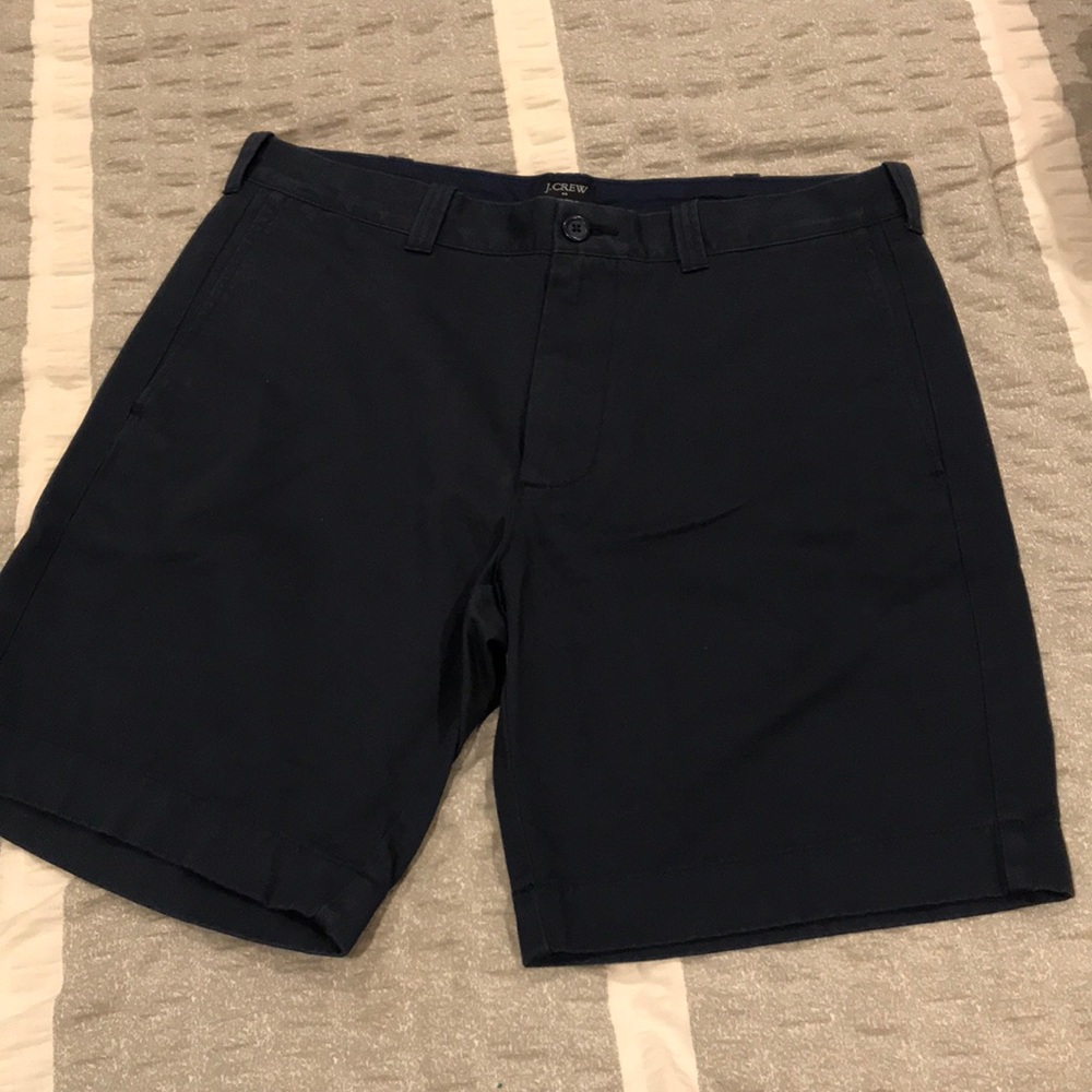 Brand new Mens J Crew flat front shorts size 33